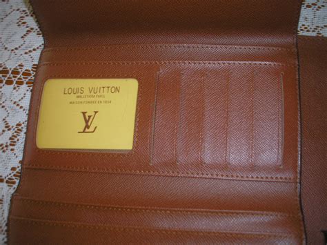 louis vuitton malletiera paris maison fondee en 1854 precio|louis vuitton for sale.